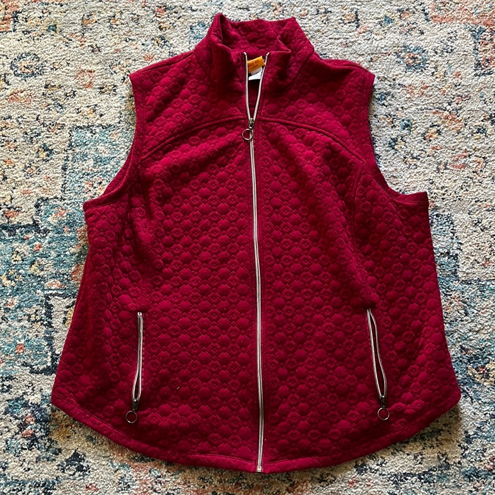 Zip-up Vest